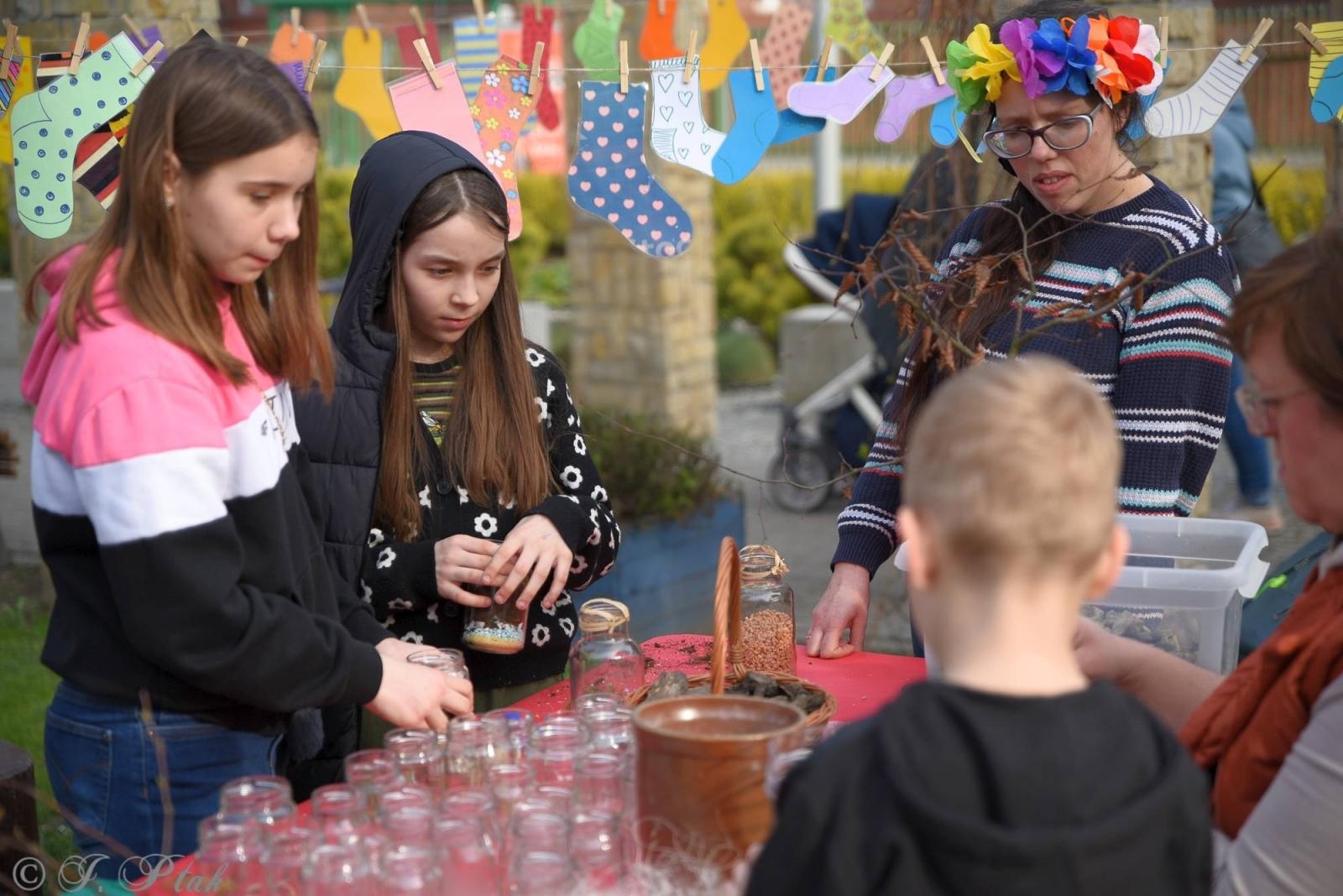 Zdjęcie w galerii na portalu naszraciborz.pl: Piknik na powitanie wiosny w parku Jordanowskim [FOTO i WIDEO] wiadomości z regionu
