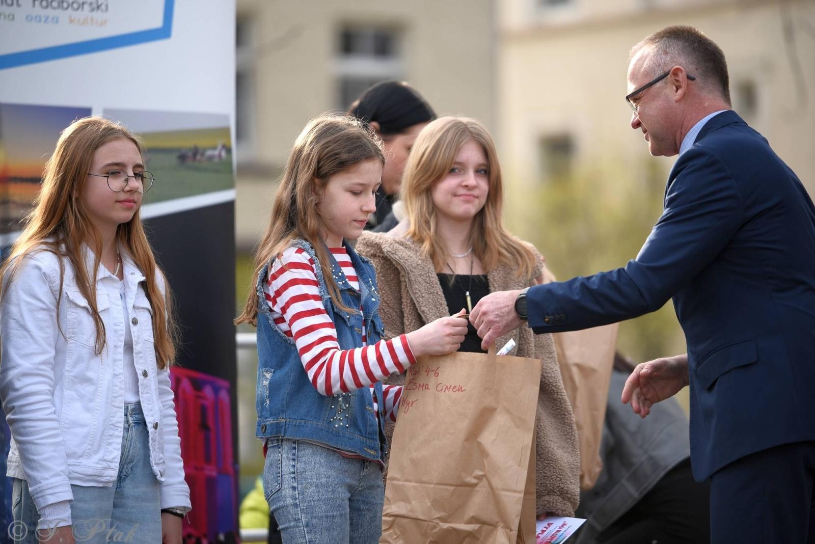 Zdjęcie w galerii na portalu naszraciborz.pl: Piknik na powitanie wiosny w parku Jordanowskim [FOTO i WIDEO] wiadomości z regionu