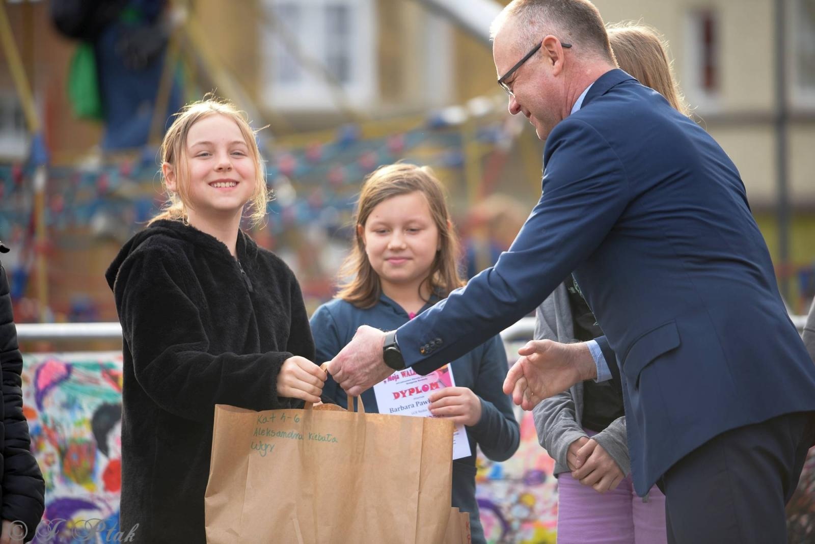 Zdjęcie w galerii na portalu naszraciborz.pl: Piknik na powitanie wiosny w parku Jordanowskim [FOTO i WIDEO] wiadomości z regionu