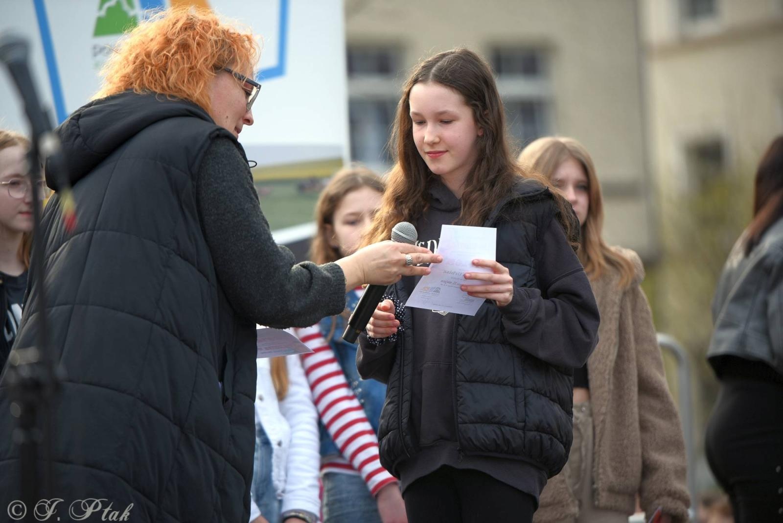 Zdjęcie w galerii na portalu naszraciborz.pl: Piknik na powitanie wiosny w parku Jordanowskim [FOTO i WIDEO] wiadomości z regionu