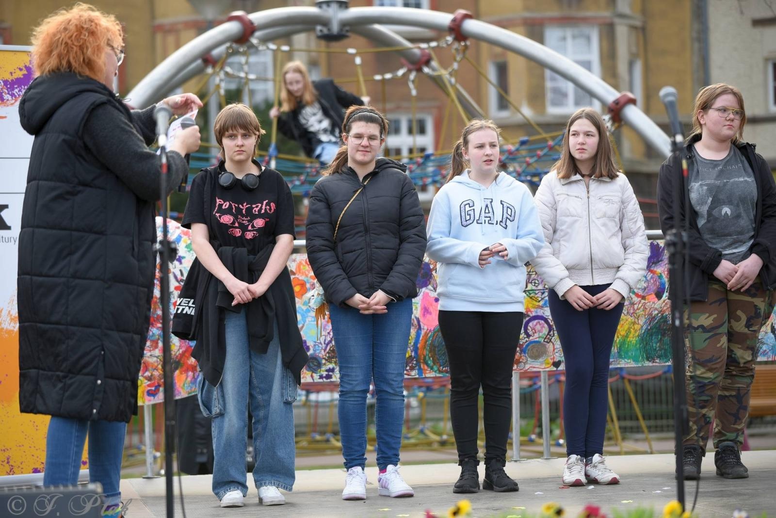 Zdjęcie w galerii na portalu naszraciborz.pl: Piknik na powitanie wiosny w parku Jordanowskim [FOTO i WIDEO] wiadomości z regionu