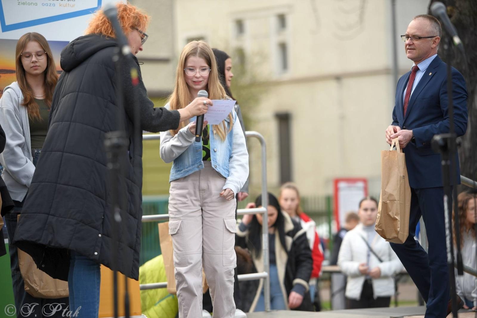 Zdjęcie w galerii na portalu naszraciborz.pl: Piknik na powitanie wiosny w parku Jordanowskim [FOTO i WIDEO] wiadomości z regionu