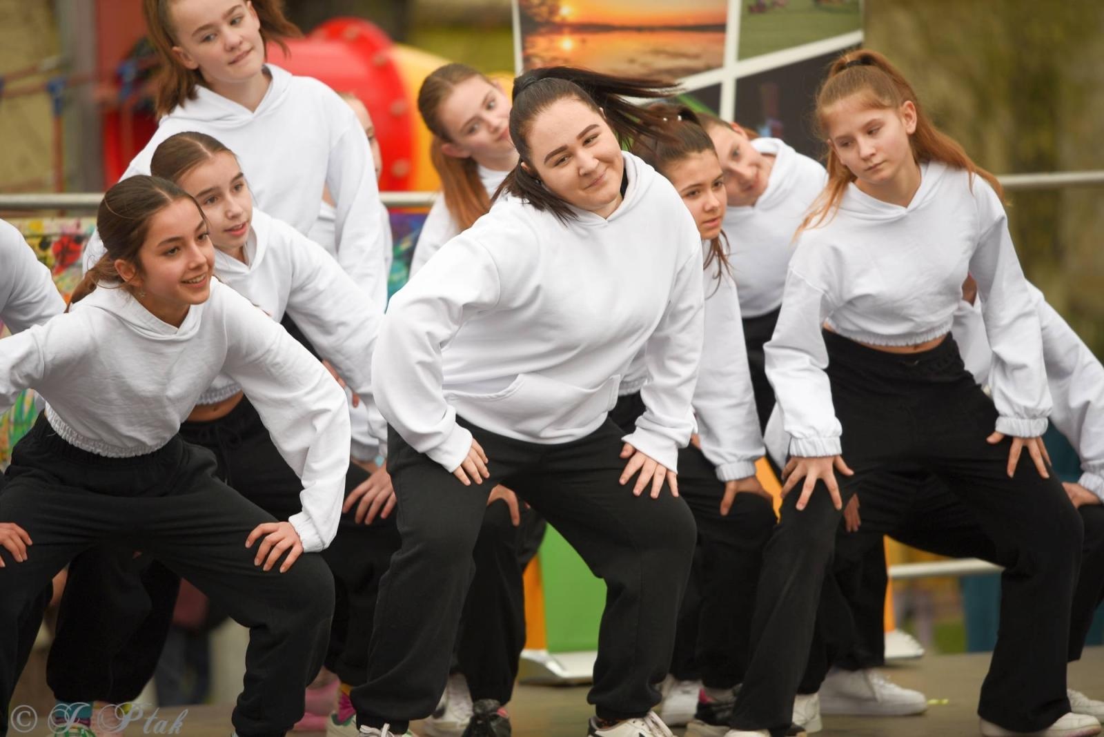 Zdjęcie w galerii na portalu naszraciborz.pl: Piknik na powitanie wiosny w parku Jordanowskim [FOTO i WIDEO] wiadomości z regionu