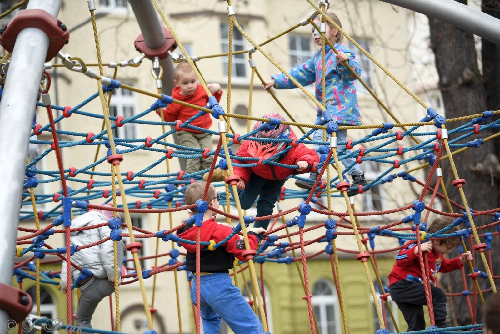 Zdjęcie w galerii na portalu naszraciborz.pl: Piknik na powitanie wiosny w parku Jordanowskim [FOTO i WIDEO] wiadomości z regionu