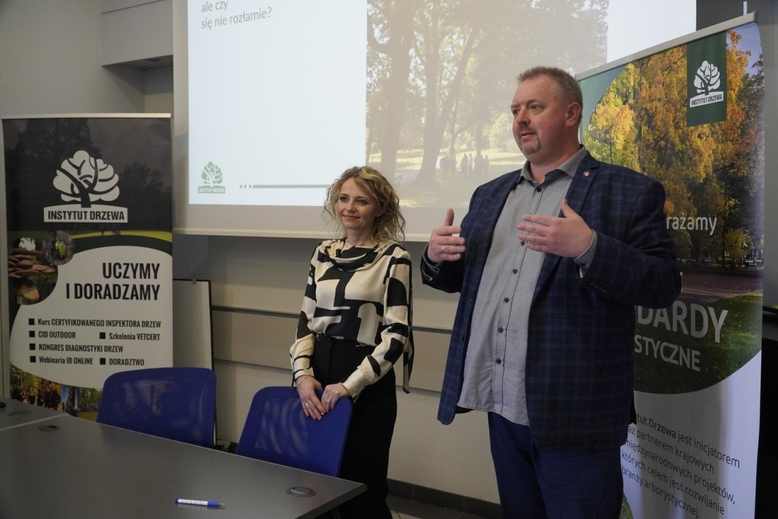 Zdjęcie w galerii na portalu naszraciborz.pl: Standardy ochrony zieleni - wprowadzenie. Szkolenie w ratuszu wiadomości z regionu