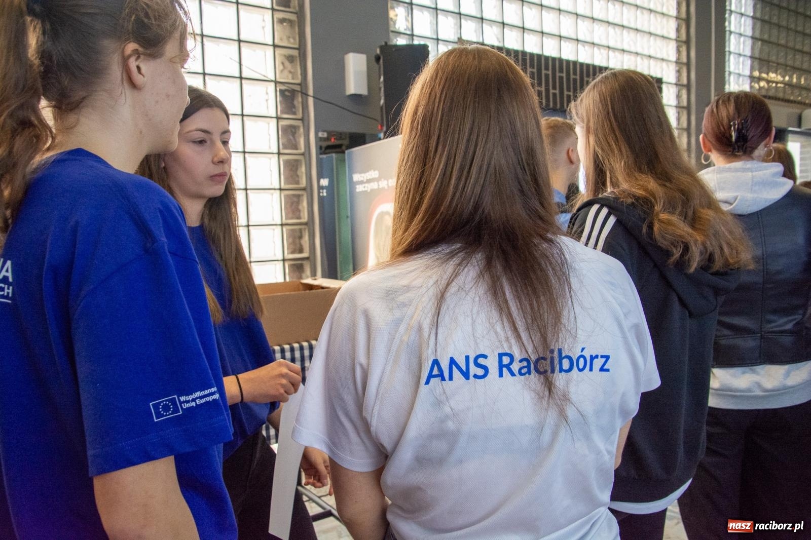 Zdjęcie w galerii na portalu naszraciborz.pl: Jakość i bliskość domu. Studiowanie w ANS na fali wiadomości z regionu