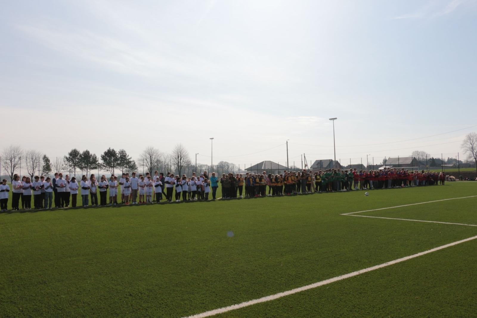 Zdjęcie w galerii na portalu naszraciborz.pl: W Kornowacu otwarto pierwsze w powiecie boisko ze sztuczną nawierzchnią wiadomości z regionu