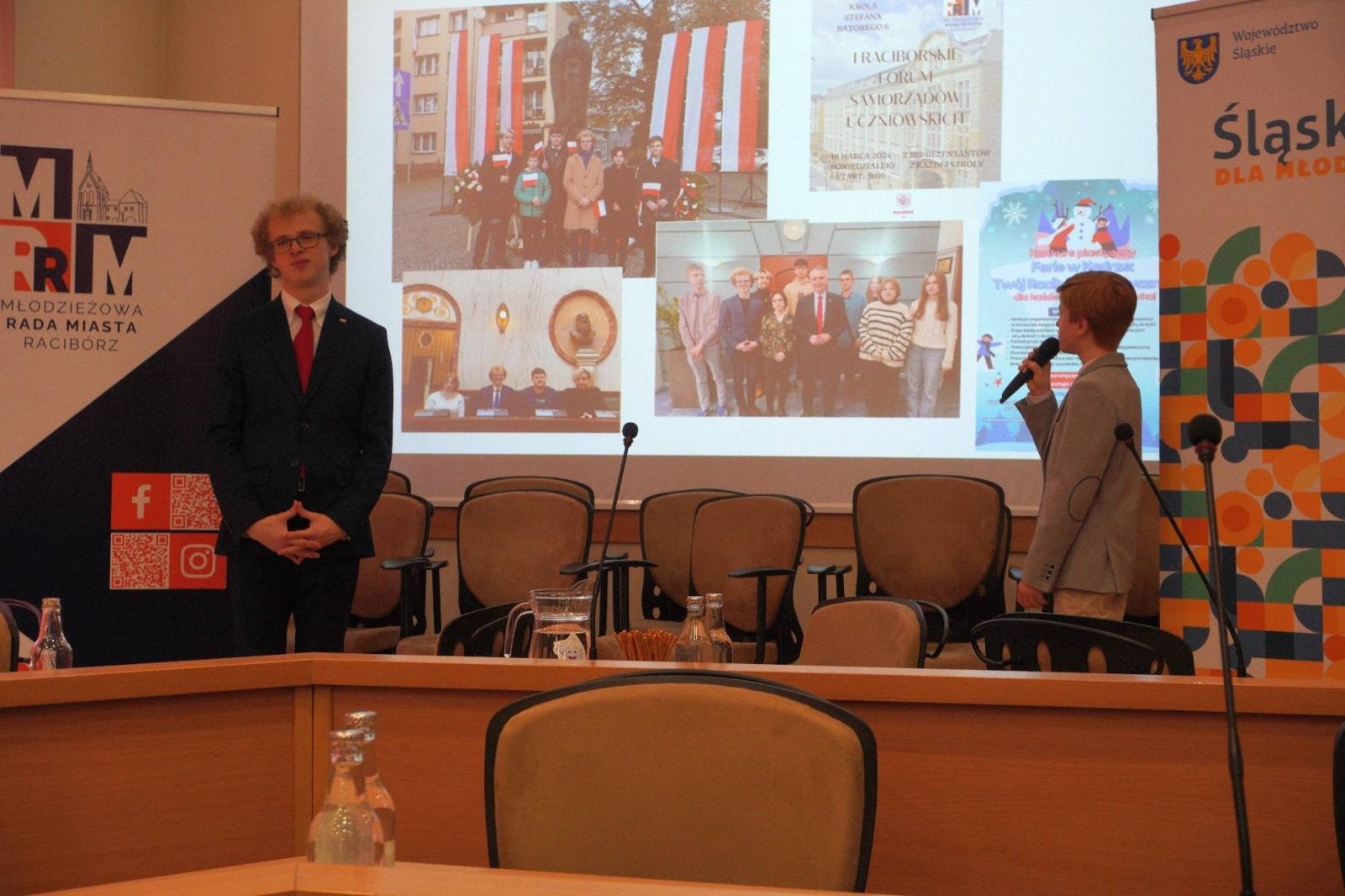 Zdjęcie w galerii na portalu naszraciborz.pl: I Raciborskie Forum Samorządów Uczniowskich wiadomości z regionu