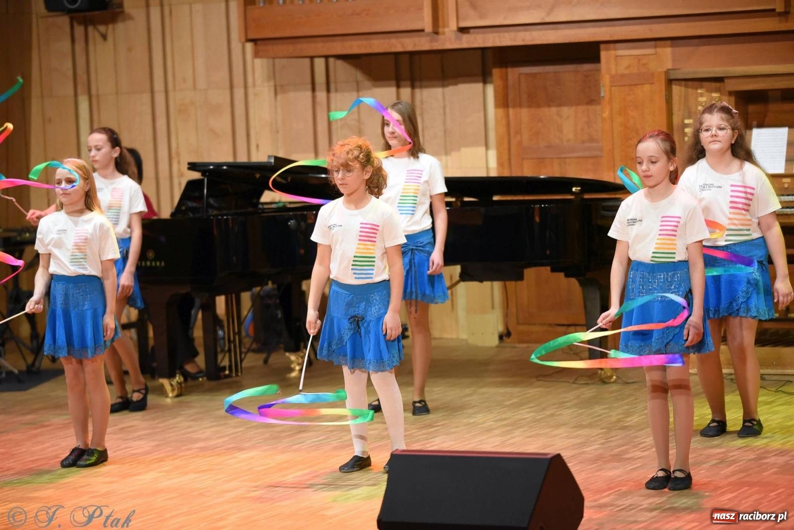 Zdjęcie w galerii na portalu naszraciborz.pl: Wiosenne brzmienie w szkole muzycznej [FOTO i WIDEO] wiadomości z regionu