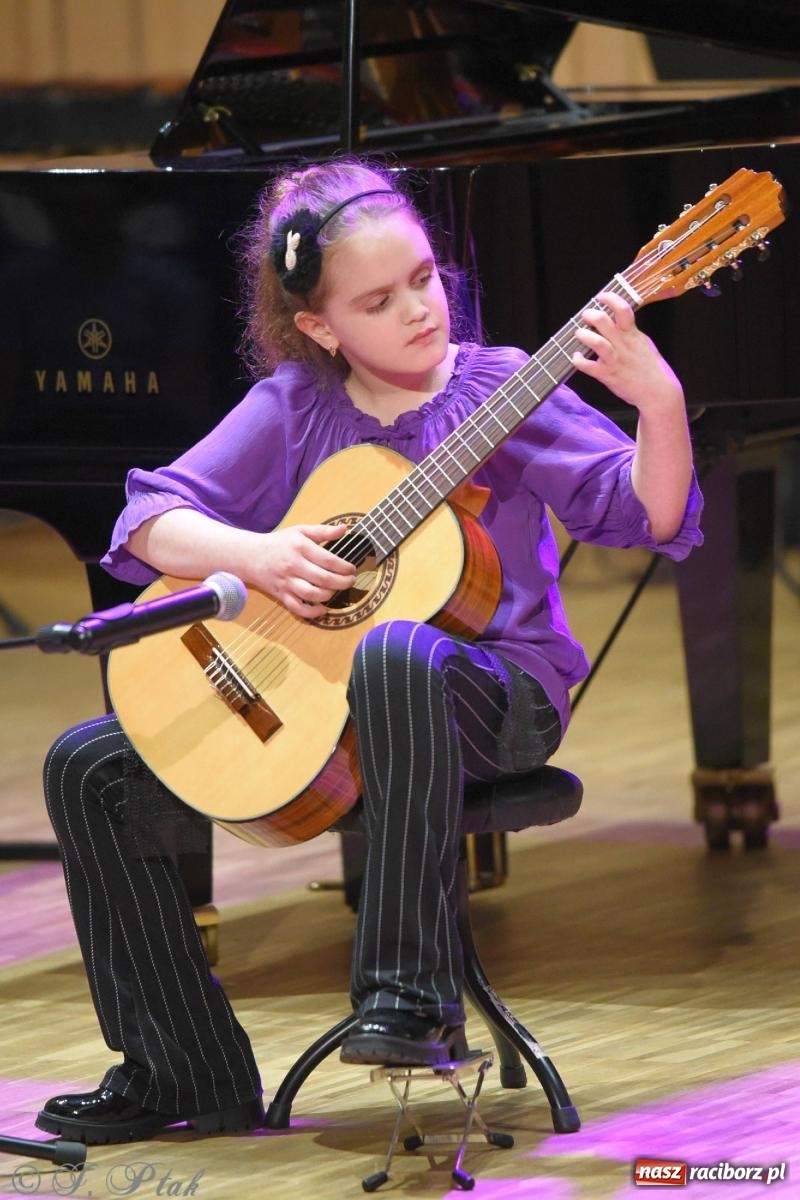 Zdjęcie w galerii na portalu naszraciborz.pl: Wiosenne brzmienie w szkole muzycznej [FOTO i WIDEO] wiadomości z regionu