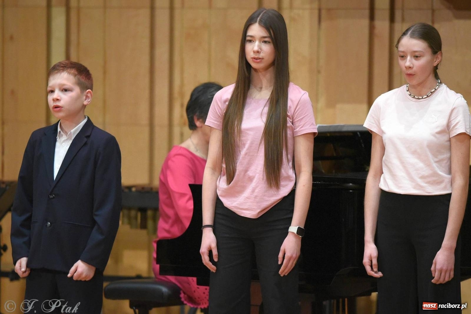 Zdjęcie w galerii na portalu naszraciborz.pl: Wiosenne brzmienie w szkole muzycznej [FOTO i WIDEO] wiadomości z regionu