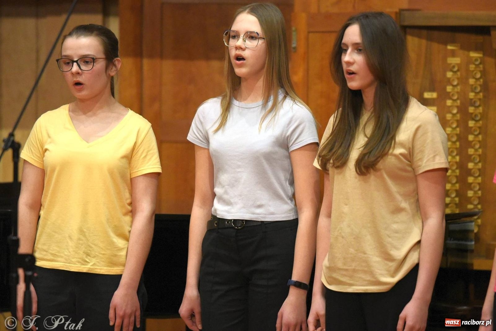 Zdjęcie w galerii na portalu naszraciborz.pl: Wiosenne brzmienie w szkole muzycznej [FOTO i WIDEO] wiadomości z regionu