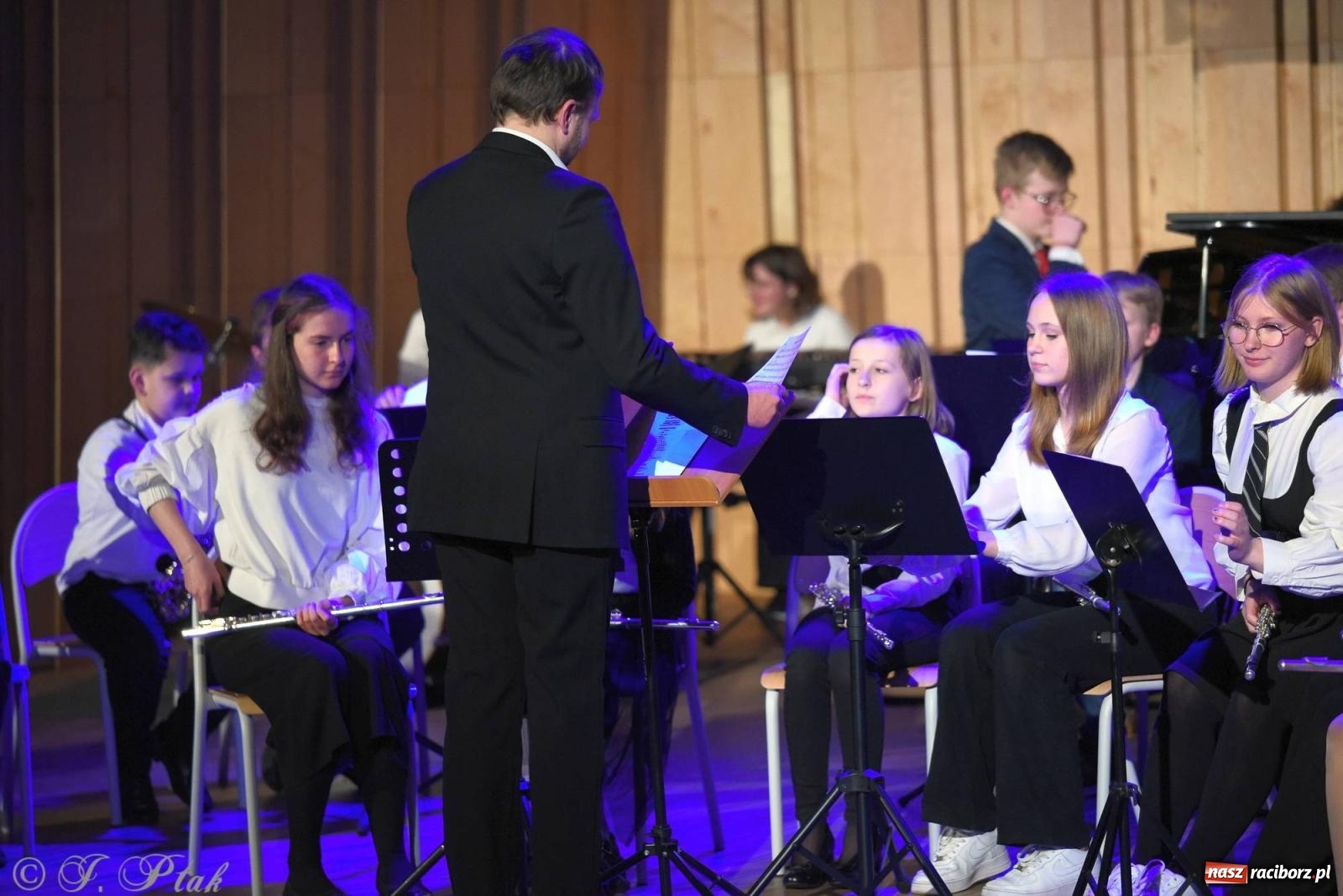 Zdjęcie w galerii na portalu naszraciborz.pl: Wiosenne brzmienie w szkole muzycznej [FOTO i WIDEO] wiadomości z regionu