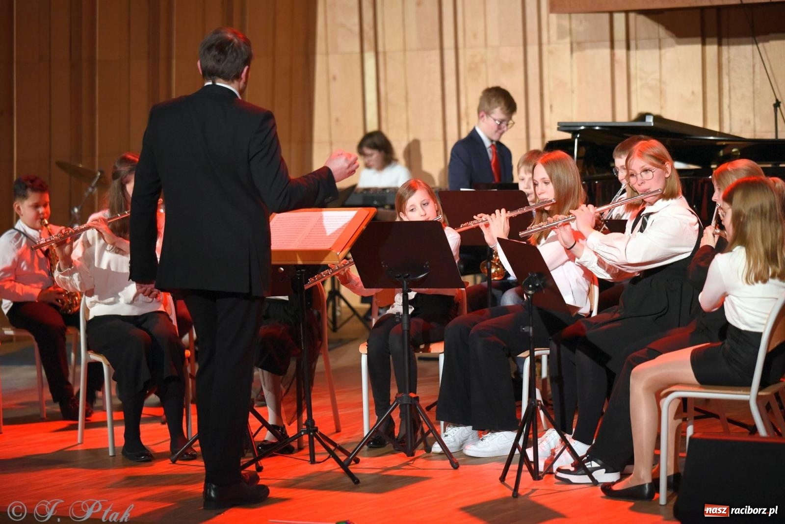 Zdjęcie w galerii na portalu naszraciborz.pl: Wiosenne brzmienie w szkole muzycznej [FOTO i WIDEO] wiadomości z regionu