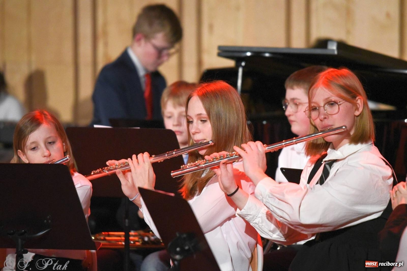 Zdjęcie w galerii na portalu naszraciborz.pl: Wiosenne brzmienie w szkole muzycznej [FOTO i WIDEO] wiadomości z regionu