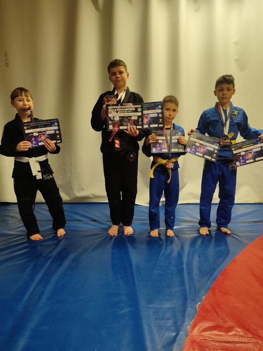 Zdjęcie w galerii na portalu naszraciborz.pl: Jedenaście medali raciborskich Łamatorów wiadomości z regionu