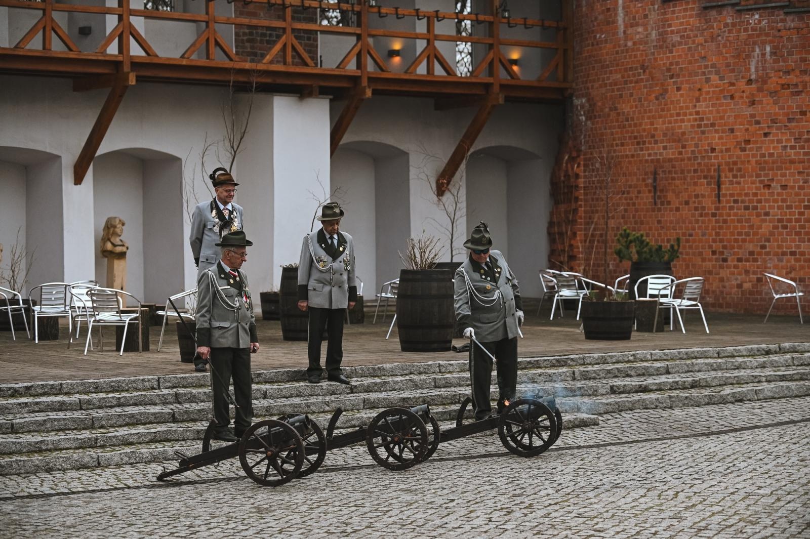 Zdjęcie w galerii na portalu naszraciborz.pl: Gaude Mater Polonia na otwarcie domu książęcego raciborskiego zamku wiadomości z regionu