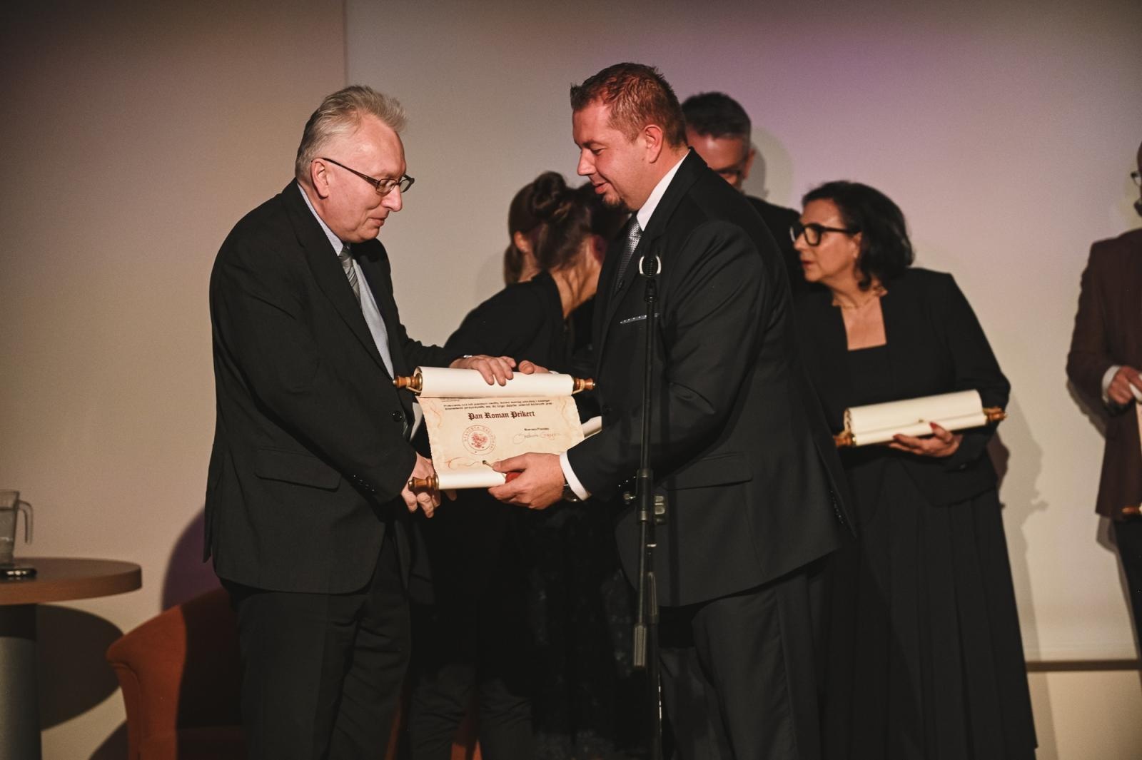 Zdjęcie w galerii na portalu naszraciborz.pl: Gaude Mater Polonia na otwarcie domu książęcego raciborskiego zamku wiadomości z regionu