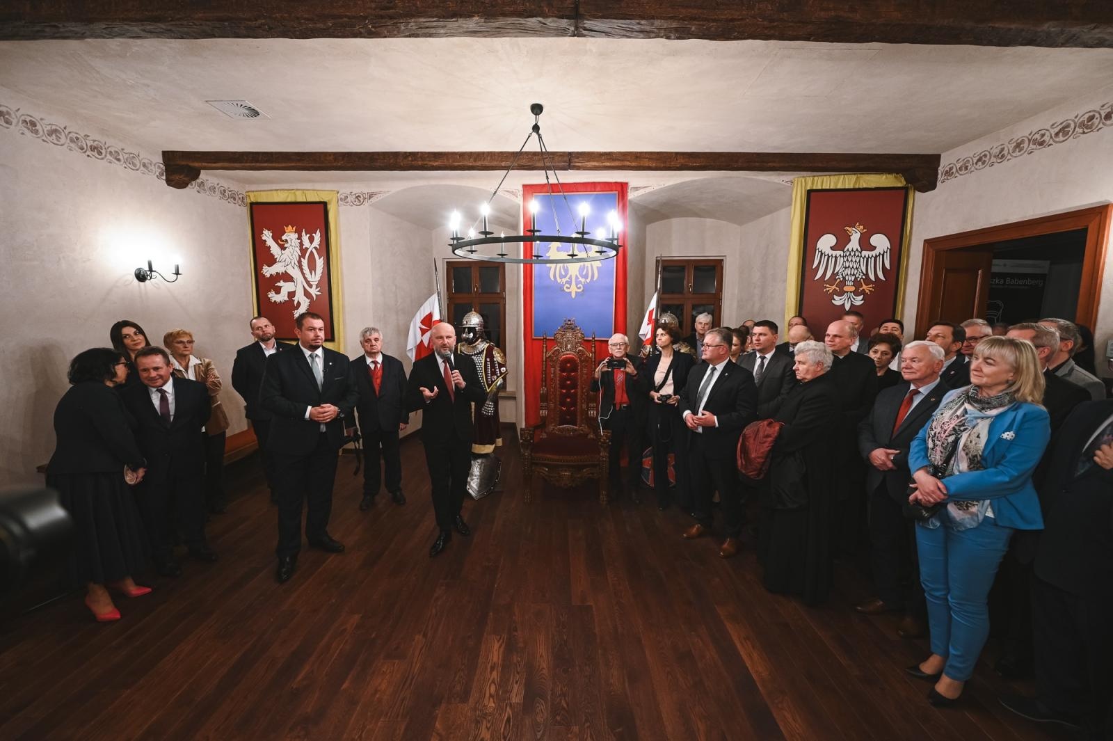 Zdjęcie w galerii na portalu naszraciborz.pl: Gaude Mater Polonia na otwarcie domu książęcego raciborskiego zamku wiadomości z regionu