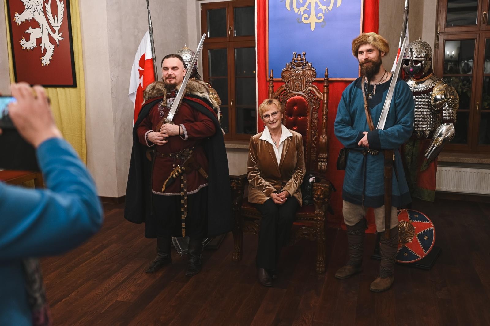 Zdjęcie w galerii na portalu naszraciborz.pl: Gaude Mater Polonia na otwarcie domu książęcego raciborskiego zamku wiadomości z regionu