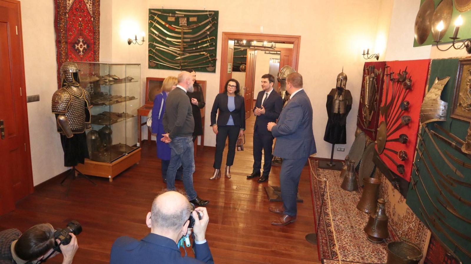 Zdjęcie w galerii na portalu naszraciborz.pl: Wojewoda śląski z roboczą wizytą w Starostwie Powiatowym wiadomości z regionu