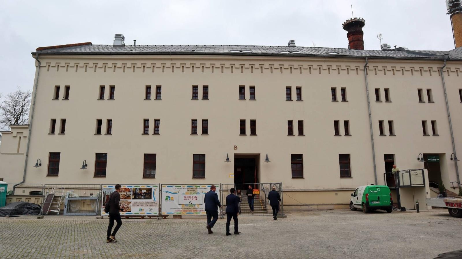 Zdjęcie w galerii na portalu naszraciborz.pl: Wojewoda śląski z roboczą wizytą w Starostwie Powiatowym wiadomości z regionu