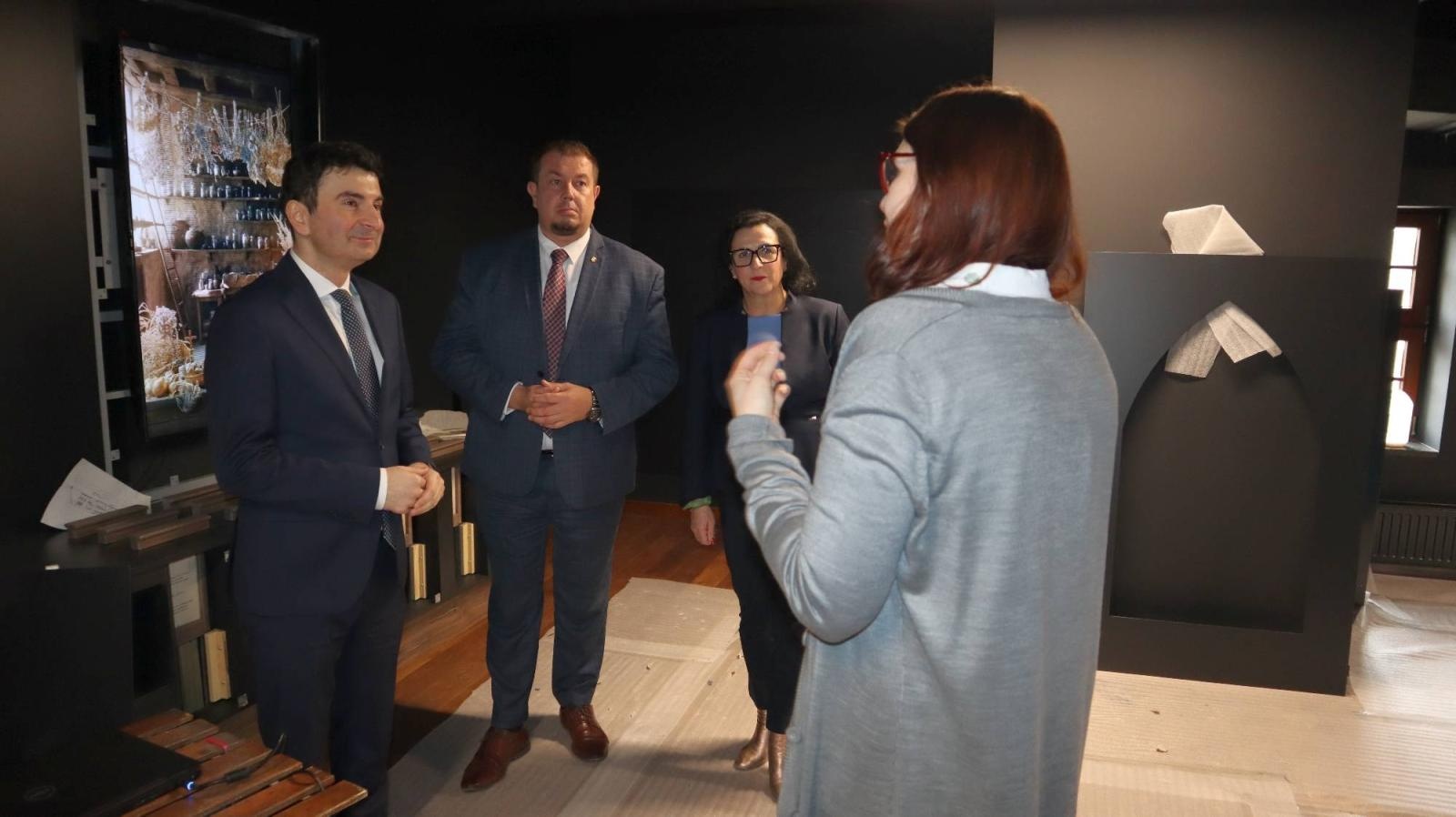 Zdjęcie w galerii na portalu naszraciborz.pl: Wojewoda śląski z roboczą wizytą w Starostwie Powiatowym wiadomości z regionu