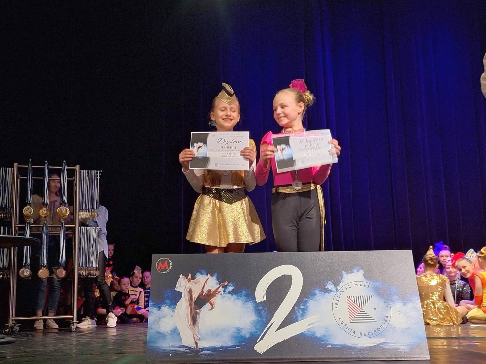 Zdjęcie w galerii na portalu naszraciborz.pl: Doskonały początek nowego sezonu Zary wiadomości z regionu