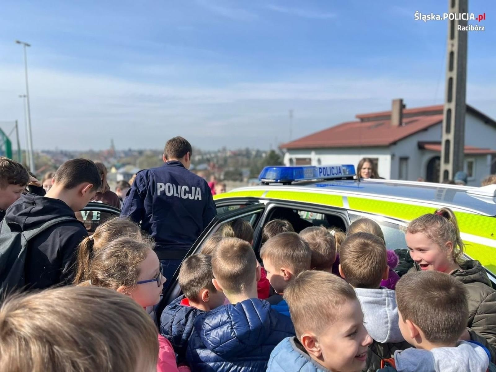 Zdjęcie w galerii na portalu naszraciborz.pl: Dzień bezpieczeństwa w Pietrowicach Wielkich wiadomości z regionu