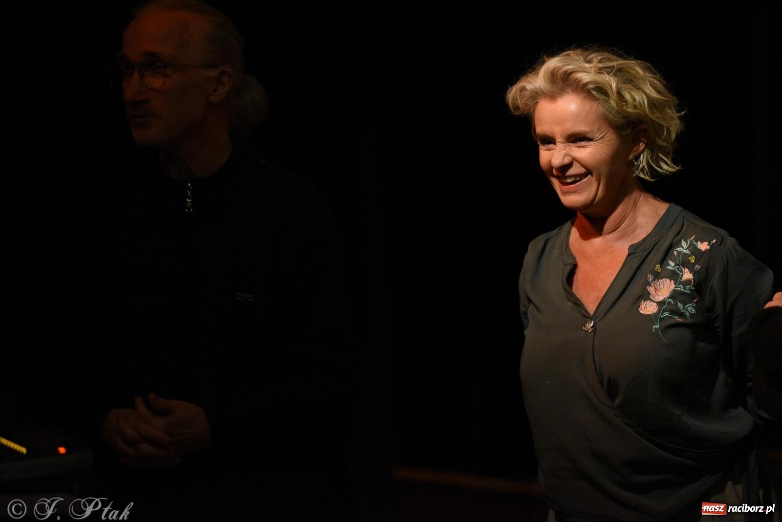 Zdjęcie w galerii na portalu naszraciborz.pl: Wokół Herberta, czyli potęga smaku, albo sztuczny miód w Strzesze wiadomości z regionu