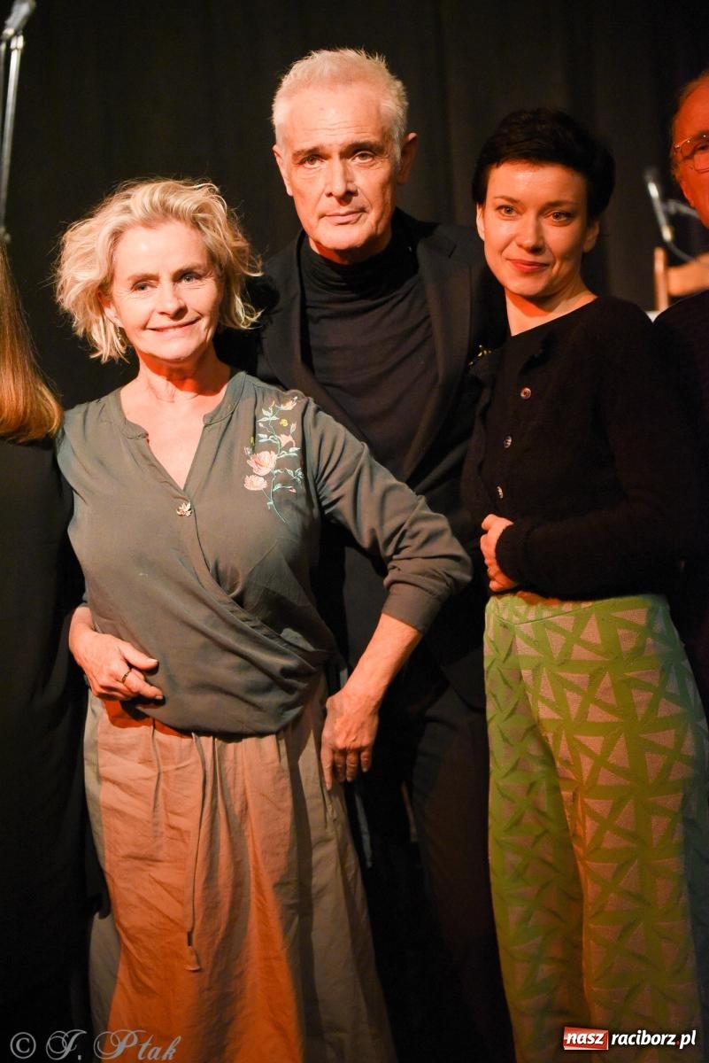 Zdjęcie w galerii na portalu naszraciborz.pl: Wokół Herberta, czyli potęga smaku, albo sztuczny miód w Strzesze wiadomości z regionu