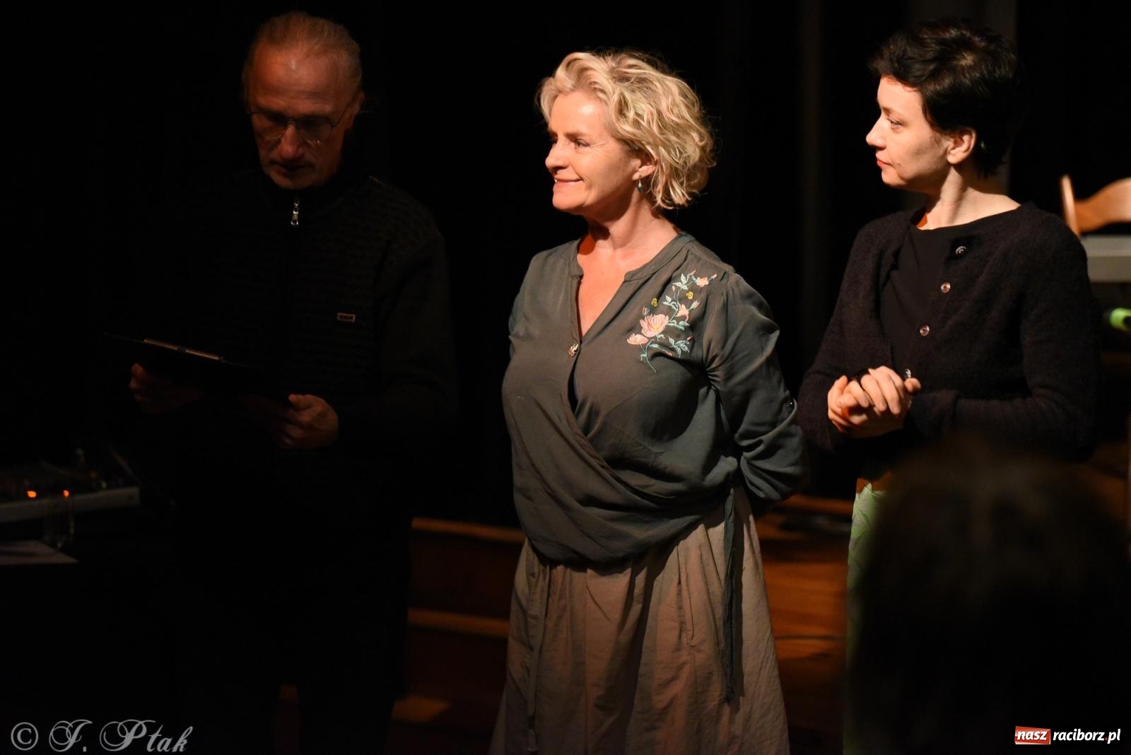 Zdjęcie w galerii na portalu naszraciborz.pl: Wokół Herberta, czyli potęga smaku, albo sztuczny miód w Strzesze wiadomości z regionu