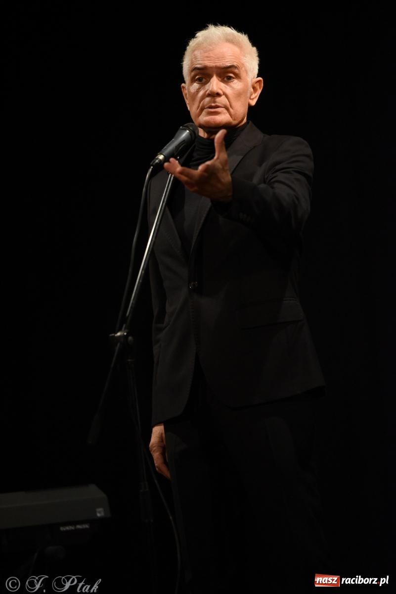 Zdjęcie w galerii na portalu naszraciborz.pl: Wokół Herberta, czyli potęga smaku, albo sztuczny miód w Strzesze wiadomości z regionu