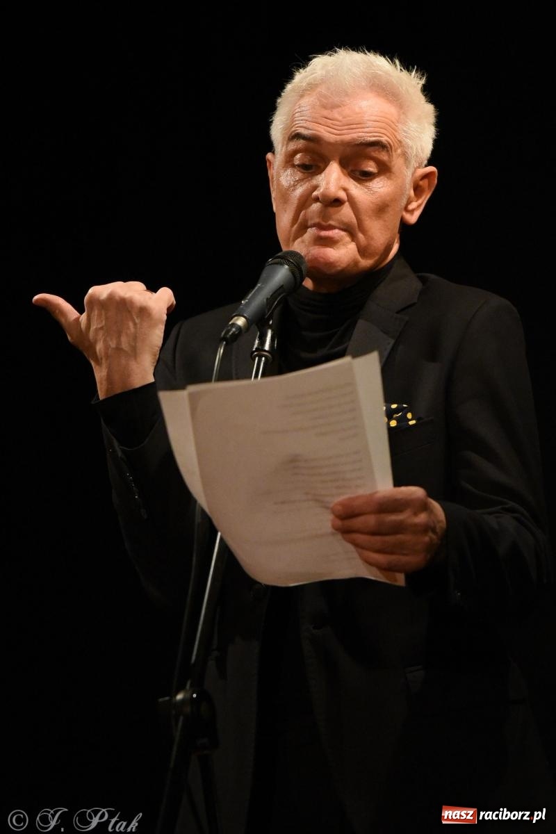 Zdjęcie w galerii na portalu naszraciborz.pl: Wokół Herberta, czyli potęga smaku, albo sztuczny miód w Strzesze wiadomości z regionu