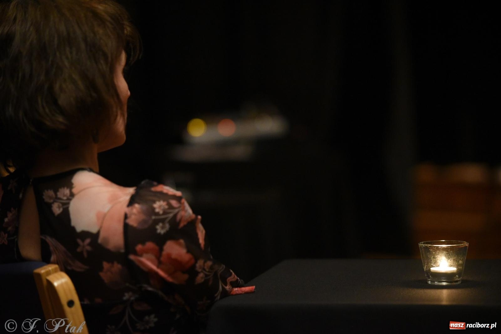 Zdjęcie w galerii na portalu naszraciborz.pl: Wokół Herberta, czyli potęga smaku, albo sztuczny miód w Strzesze wiadomości z regionu