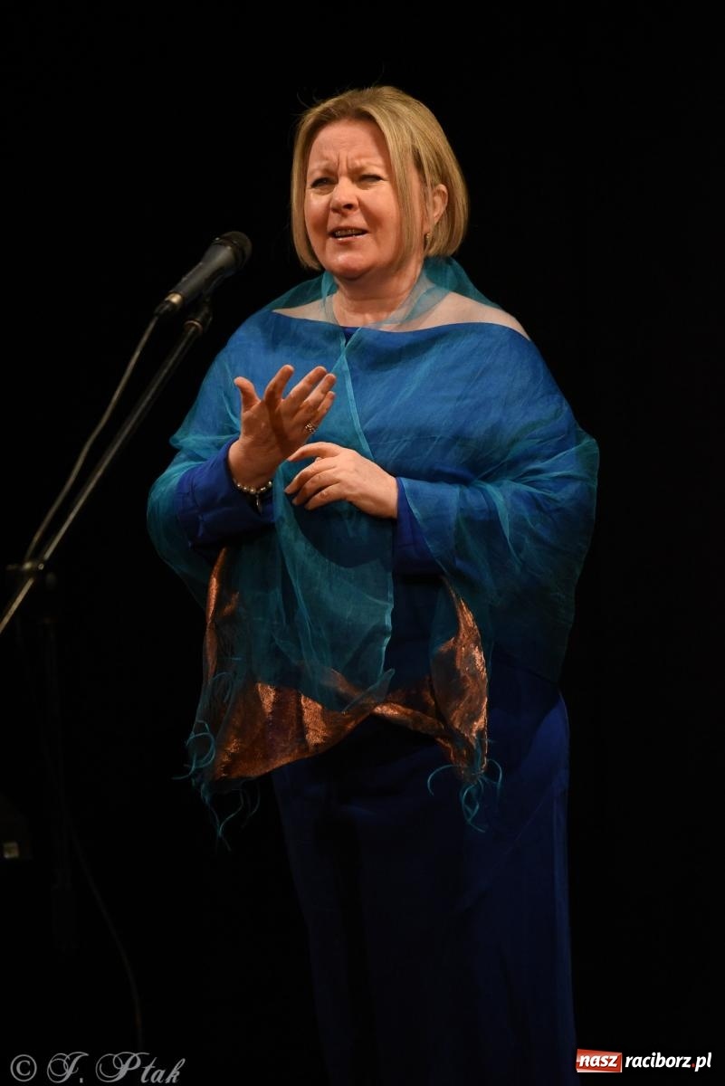 Zdjęcie w galerii na portalu naszraciborz.pl: Wokół Herberta, czyli potęga smaku, albo sztuczny miód w Strzesze wiadomości z regionu