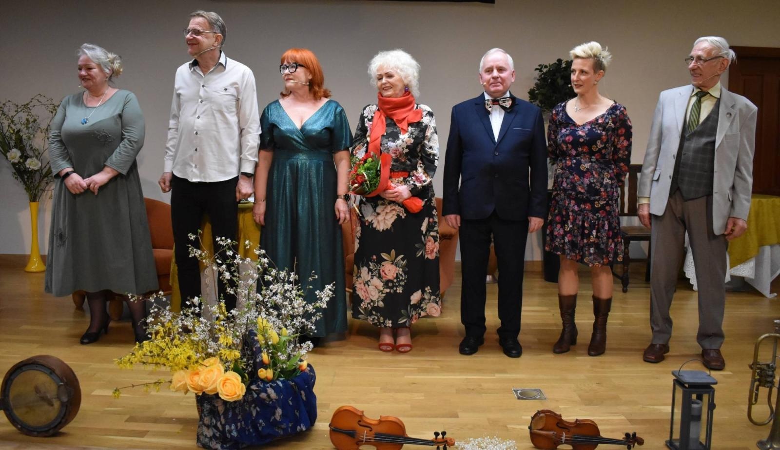 Zdjęcie w galerii na portalu naszraciborz.pl: Dobra rozrywka powróciła na zamkową scenę wiadomości z regionu