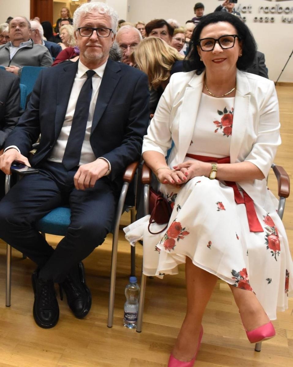 Zdjęcie w galerii na portalu naszraciborz.pl: Dobra rozrywka powróciła na zamkową scenę wiadomości z regionu