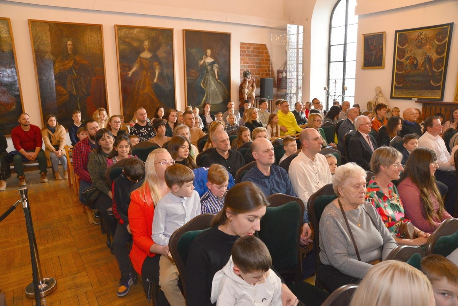 Zdjęcie w galerii na portalu naszraciborz.pl: Blisko czterysta prac w Powiatowym Konkursie Wielkanocnym wiadomości z regionu