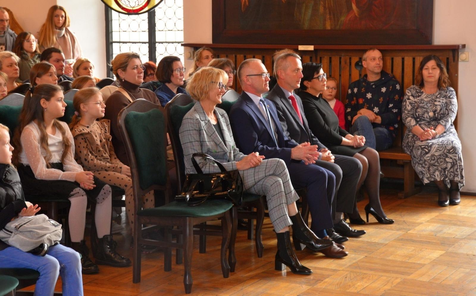 Zdjęcie w galerii na portalu naszraciborz.pl: Blisko czterysta prac w Powiatowym Konkursie Wielkanocnym wiadomości z regionu