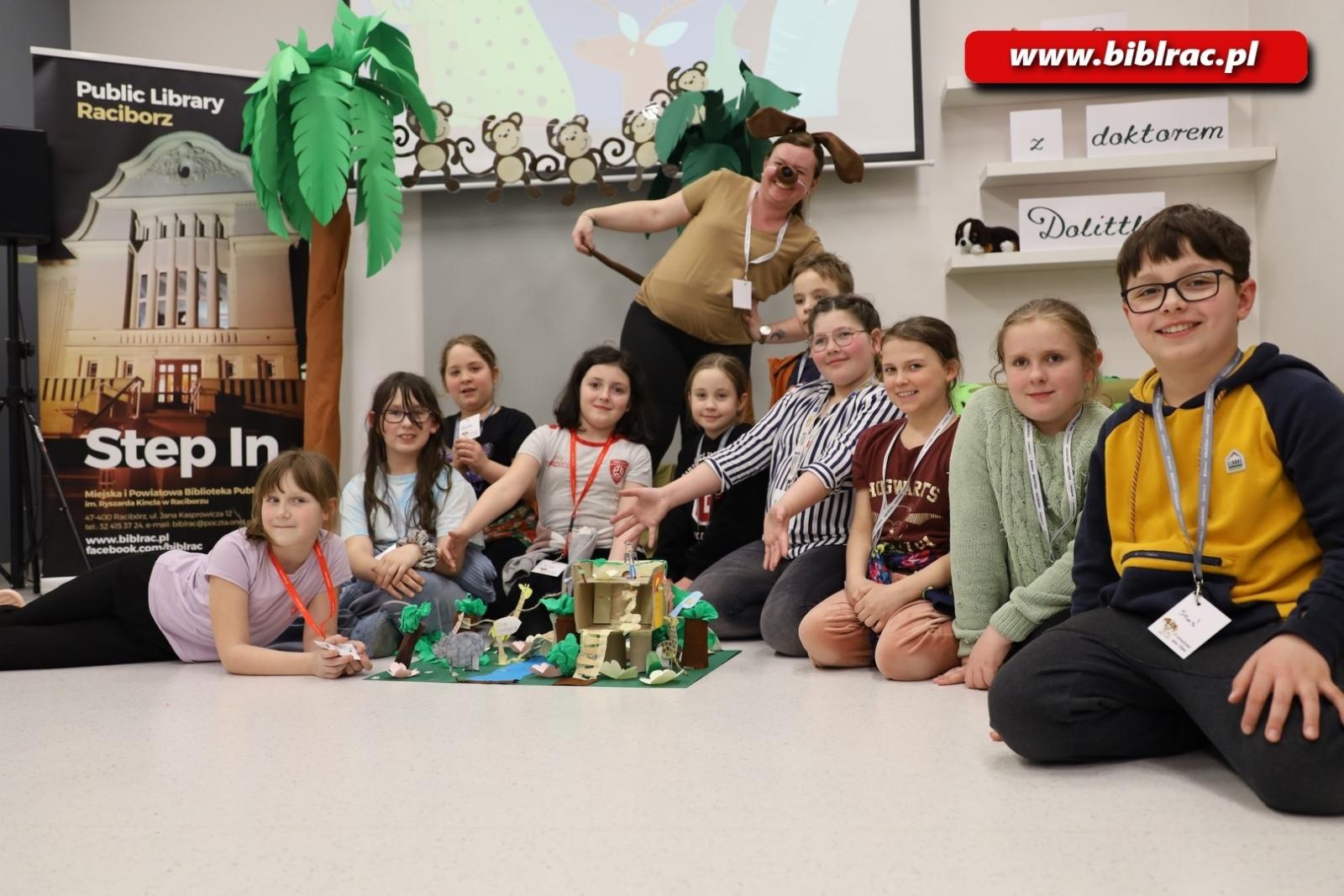 Zdjęcie w galerii na portalu naszraciborz.pl: Biblioteka nie zasypia, czyli XXI Noc z Andersenem za nami! wiadomości z regionu