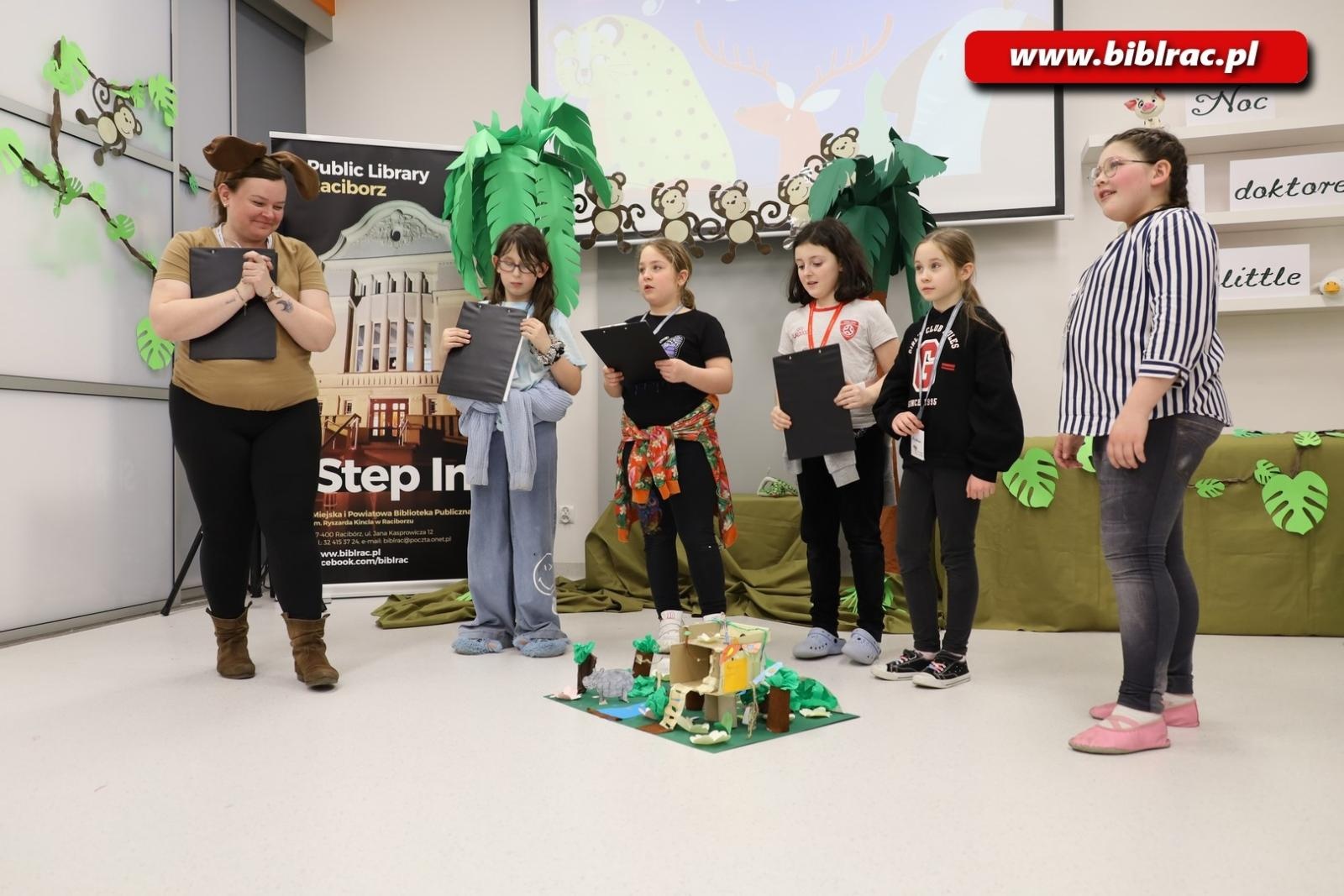 Zdjęcie w galerii na portalu naszraciborz.pl: Biblioteka nie zasypia, czyli XXI Noc z Andersenem za nami! wiadomości z regionu