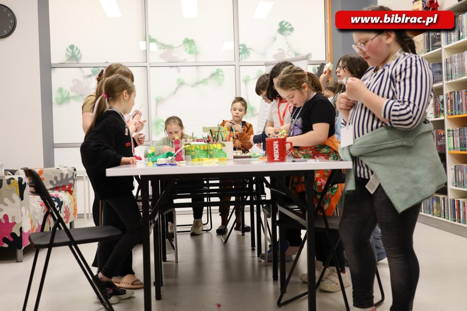 Zdjęcie w galerii na portalu naszraciborz.pl: Biblioteka nie zasypia, czyli XXI Noc z Andersenem za nami! wiadomości z regionu
