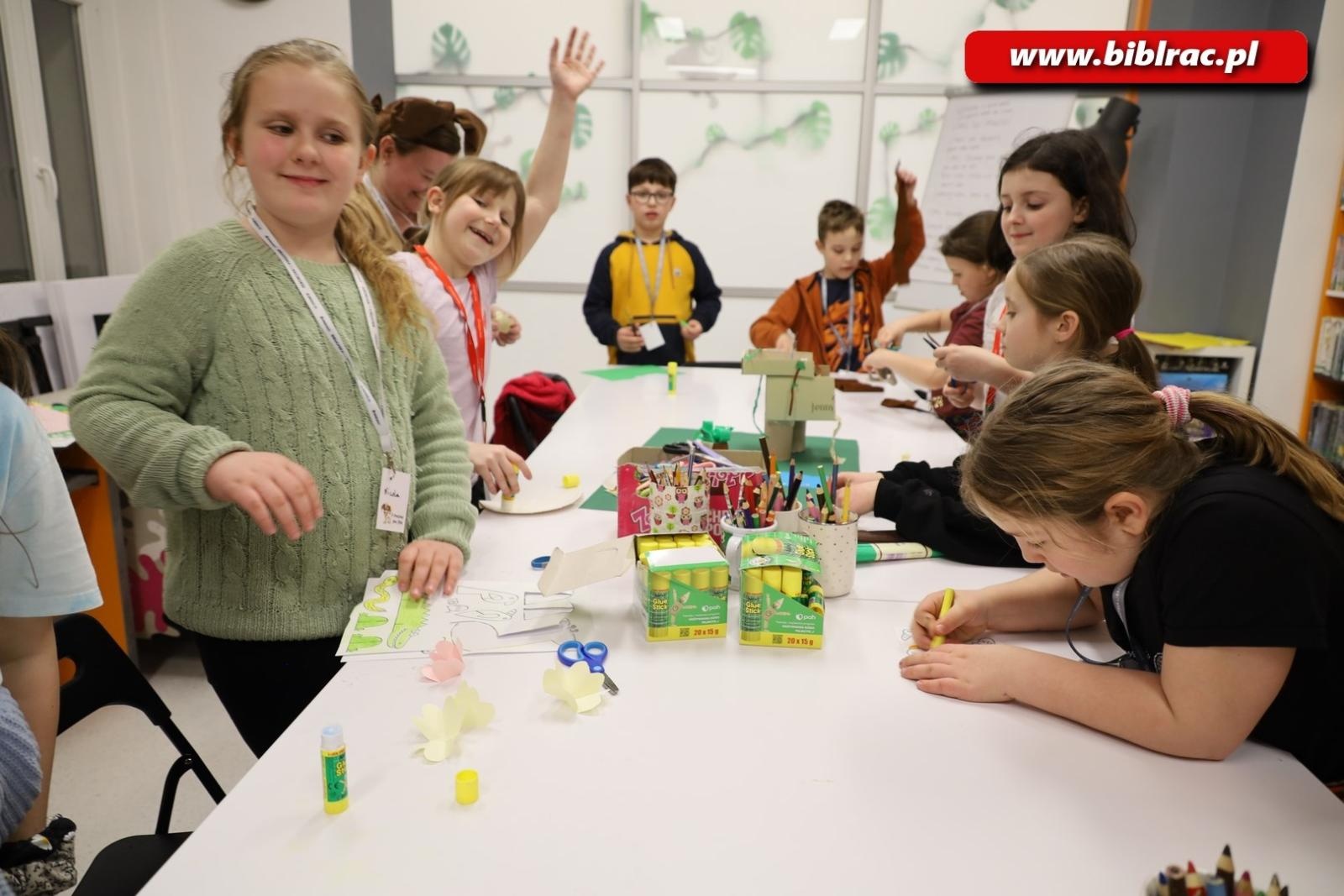 Zdjęcie w galerii na portalu naszraciborz.pl: Biblioteka nie zasypia, czyli XXI Noc z Andersenem za nami! wiadomości z regionu