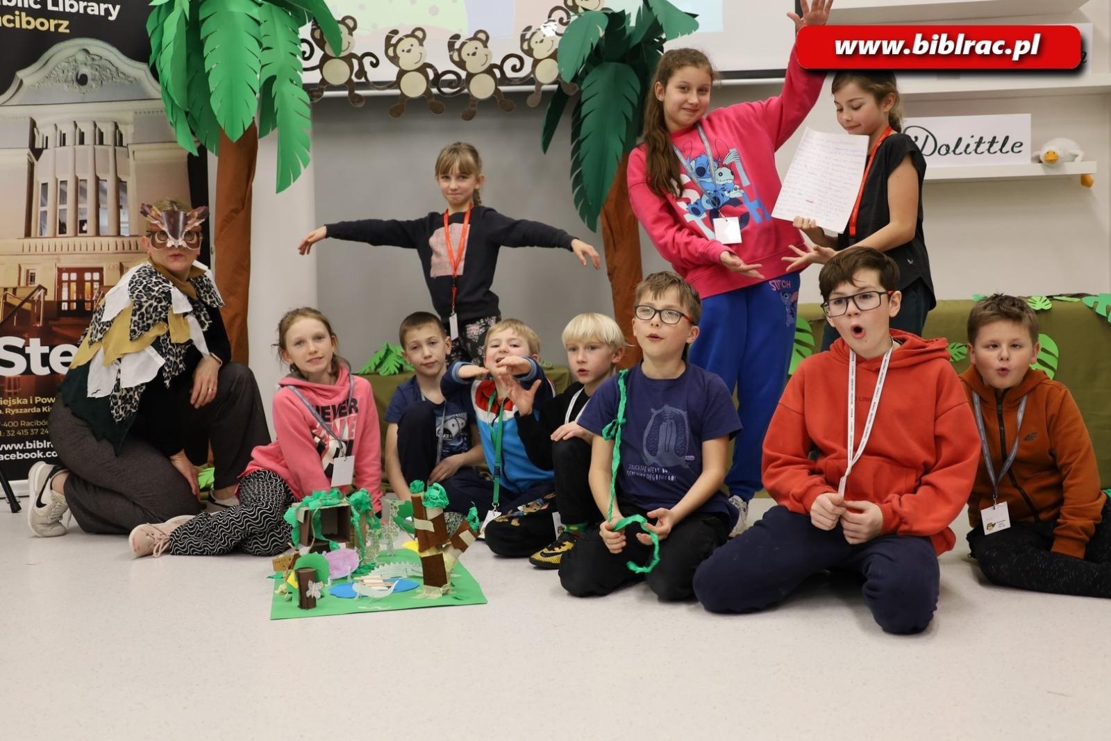 Zdjęcie w galerii na portalu naszraciborz.pl: Biblioteka nie zasypia, czyli XXI Noc z Andersenem za nami! wiadomości z regionu