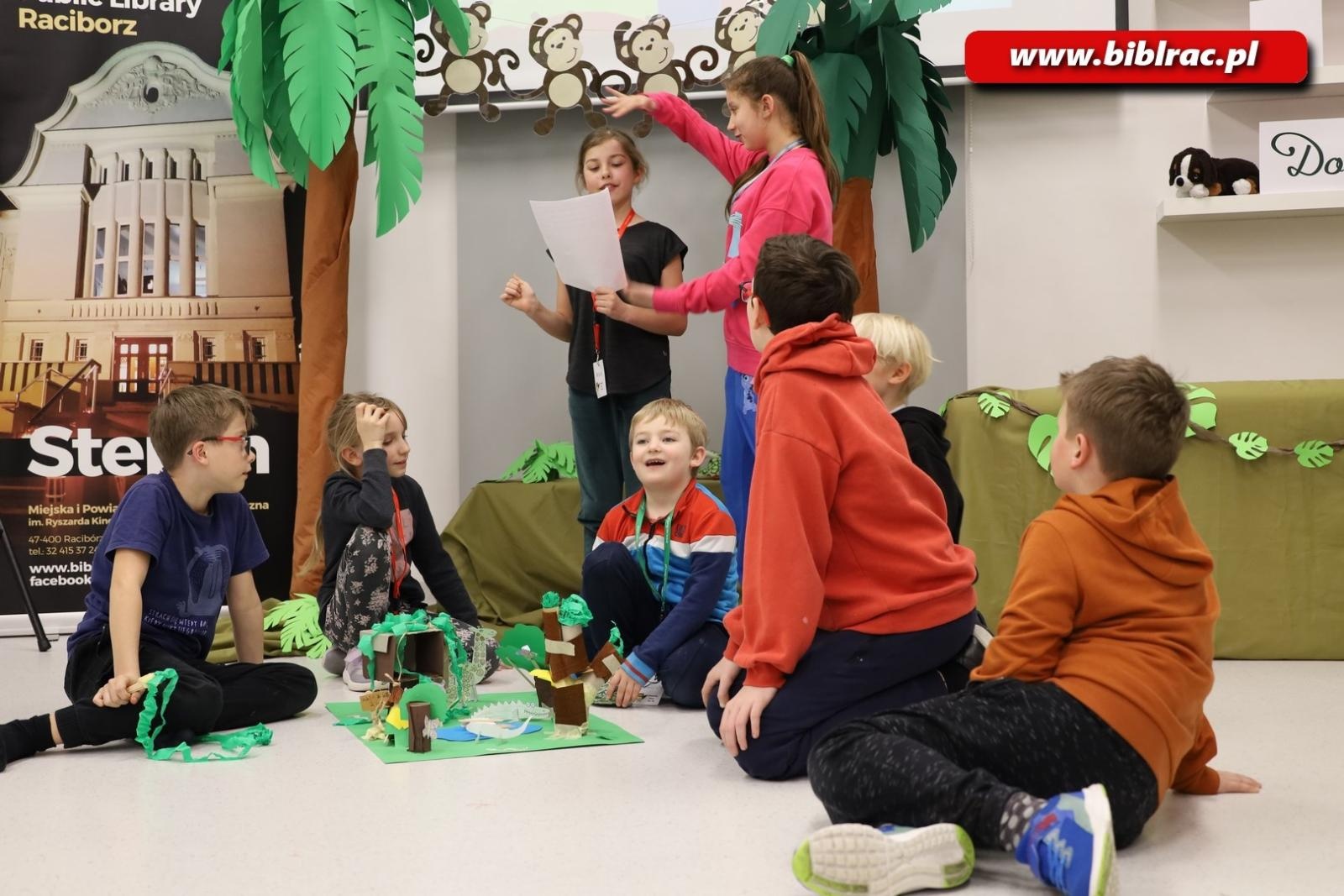 Zdjęcie w galerii na portalu naszraciborz.pl: Biblioteka nie zasypia, czyli XXI Noc z Andersenem za nami! wiadomości z regionu