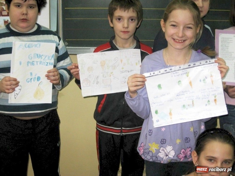 Zdjęcie w galerii na portalu naszraciborz.pl: EKOGANGI uczą jak jeść zdrowo wiadomości z regionu