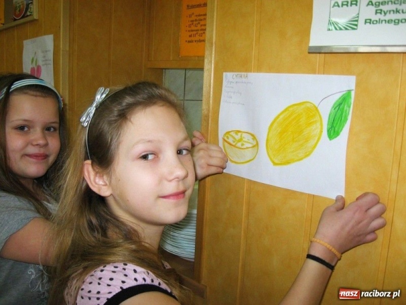 Zdjęcie w galerii na portalu naszraciborz.pl: EKOGANGI uczą jak jeść zdrowo wiadomości z regionu