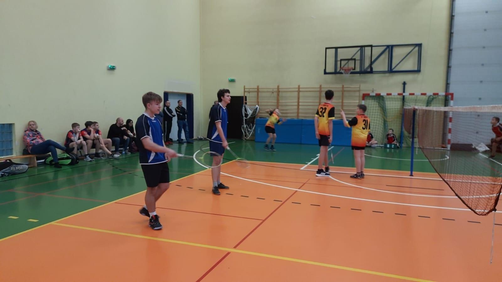 Zdjęcie w galerii na portalu naszraciborz.pl: Awans uczniów z Rudnika do finału wojewódzkiego w badmintonie wiadomości z regionu