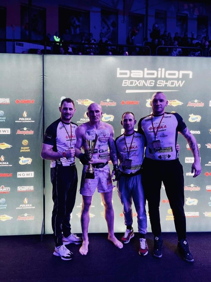 Zdjęcie w galerii na portalu naszraciborz.pl: Zwycięski zawodowy debiut Kamila Woźnego wiadomości z regionu